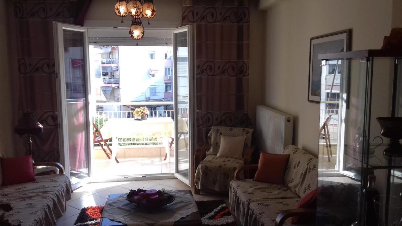Studio In Thessaloniki Near Airport And Exit For Chalkidiki Apartamento Exterior foto